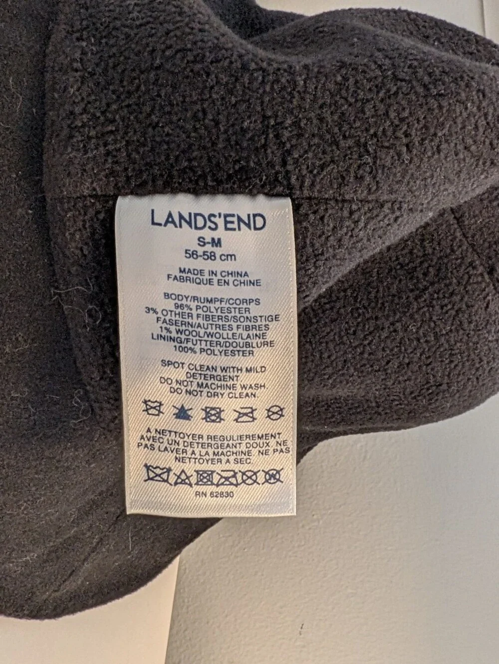 Lands' End Black Fleece Bucket Hat Size S-M Warm Winter Cap